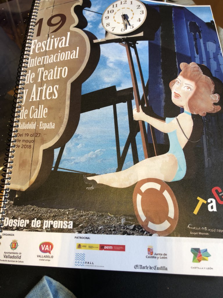 centrobuendia's tweet image. Un año más el #palaciodeSantaCruz de la @UVa_es se convierte en uno de los espacios del @tacVLL, hoy se presenta la programación @infoVLL @AyuntamientoVLL. Nos encanta poder colaborar con uno de los festivales más importantes de la ciudad