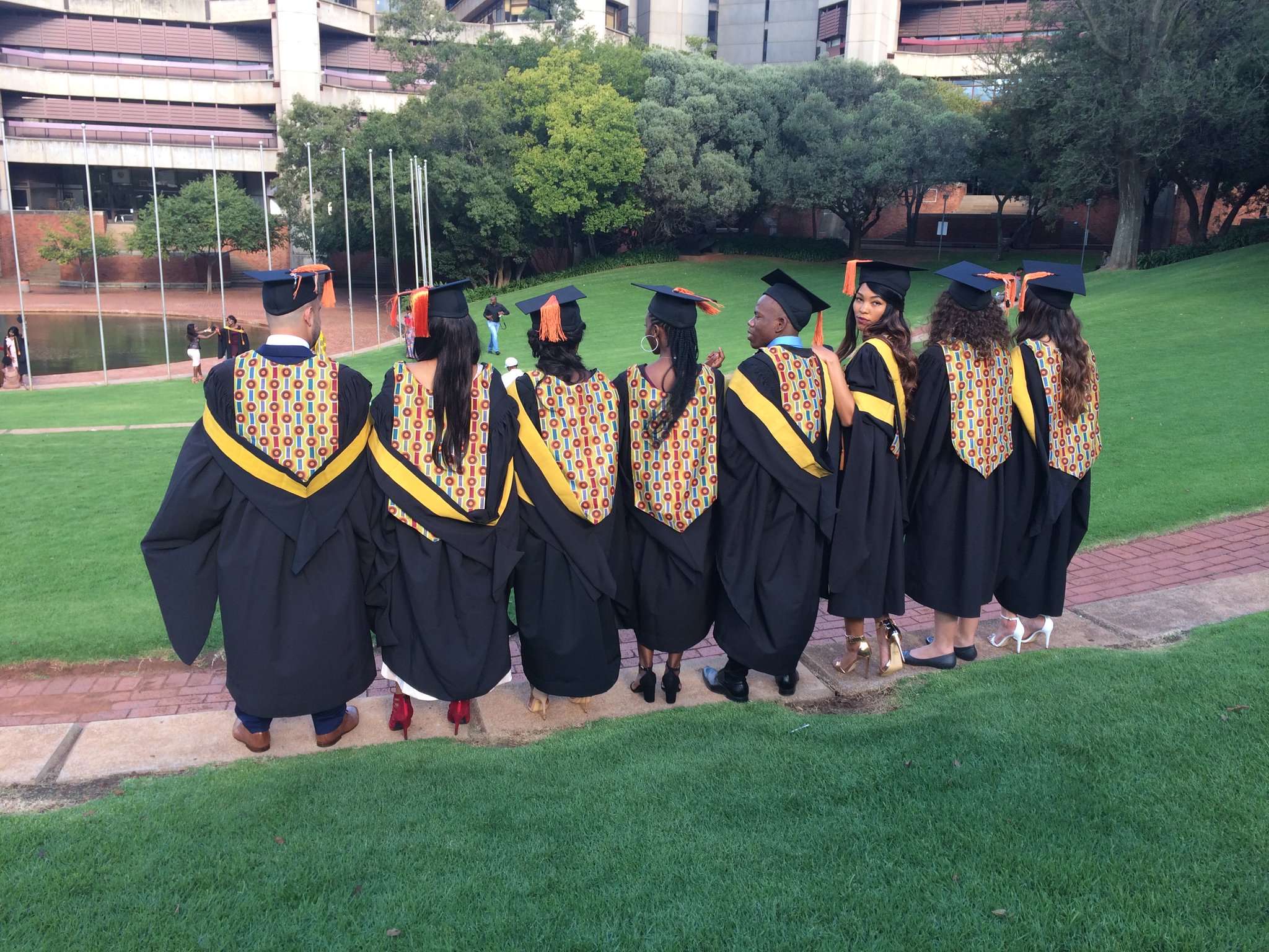 uj masters graduation attire