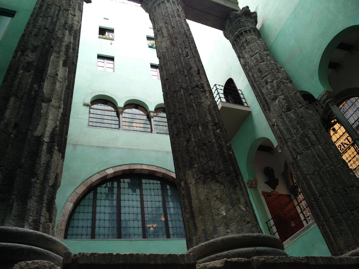 InsFrontMaritim's tweet photo. #TempledAugust #Barcino https://t.co/tUCypVvunC
