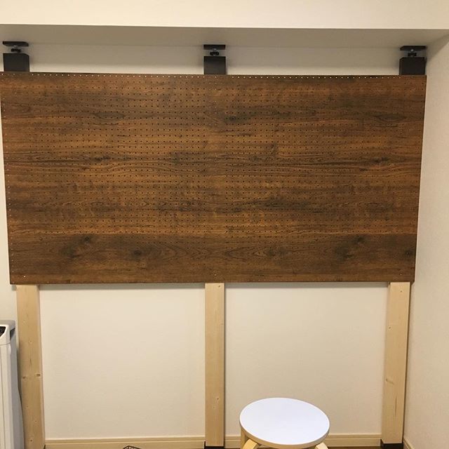 つじくん En Twitter いわゆるdiyやってみた図 ここから この有孔ボードにいろんなペイントしていく予定 Diy 有孔ボード 壁ペイント ディアウォール ラブリコ