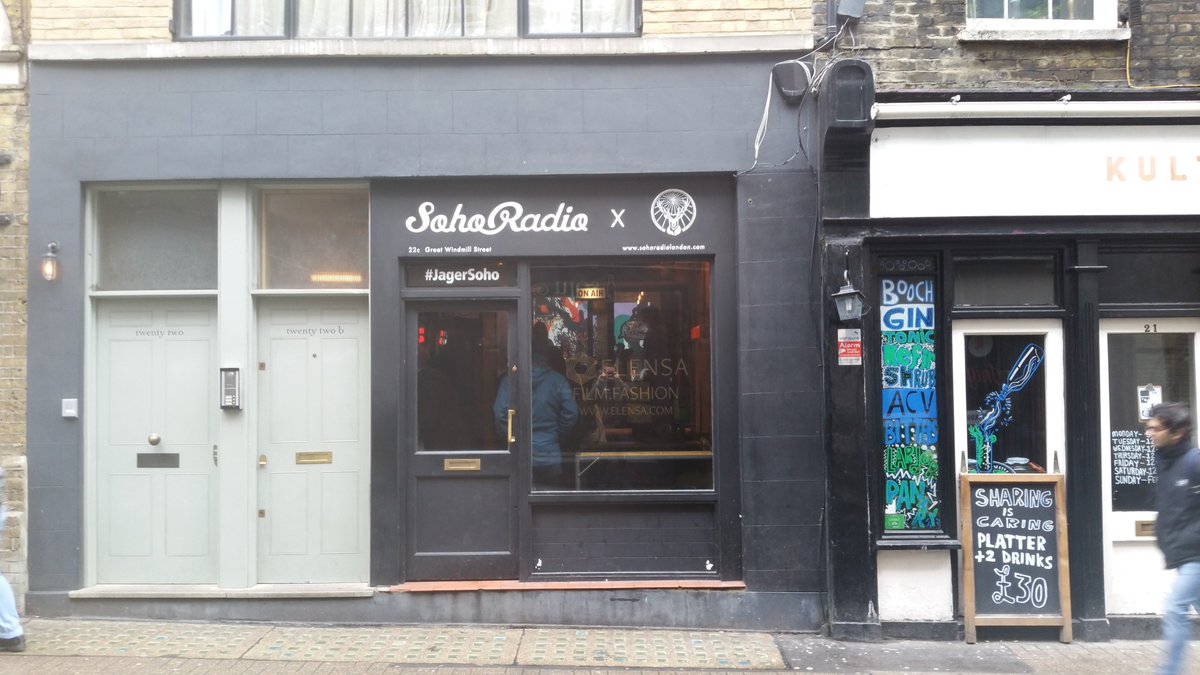 If you'd like to hear my chat with <a href="/WilliamSitwell/">William Sitwell</a> on <a href="/sohoradio/">Soho Radio</a> this morning. Click here: mixcloud.com/sohoradio/will…
Beagle talk from 20 mins 15 in, or listen to the full show for some interesting interviews with coffee and restaurant pros and some pretty funky beats! #bitingtalk