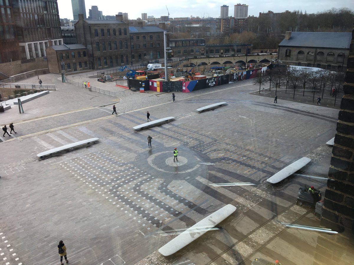 Central Saint Martins tweet media