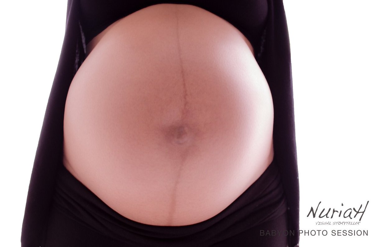 NuriaHFotografa's tweet photo. La Maternidad nos hace Bellas
BabyOn Photo Session by NuriaH
#nuriahphotography #babyonsession #fotografiaembarazo #maternidad #mujer #bellezanatural #panxa #hellonuriah #embarazo #dones #embarassada #adriaiscoming #bebeabordo #maresmontseny #mamis #panxasessio #babyonhomesession https://t.co/LgbarOwNkM