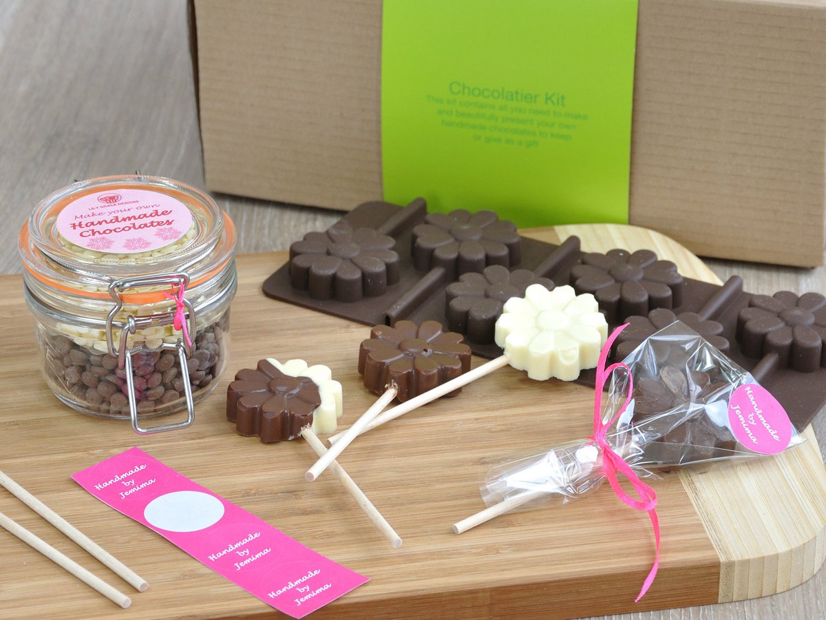 Excited to share a great Easter holiday in my #etsy shop: Personalised Chocolate Flowers Lollipop Making Kit, school hols, holiday activity, etsy.me/2FWARQx #plantsandedibles #bridalshower #schoolhols #holidayactiv