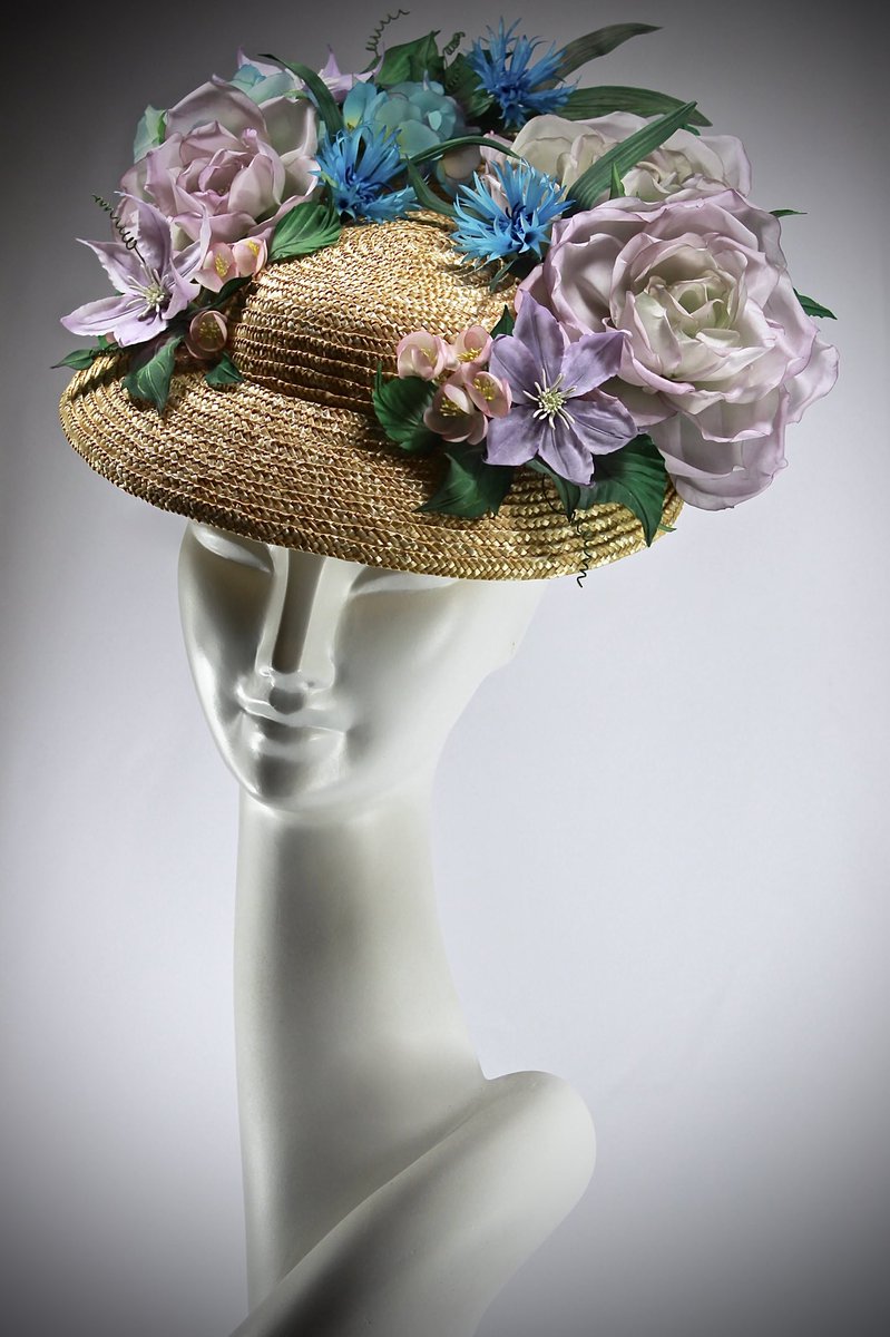 DorothyMorant's tweet photo. 3 days to go till the Great Hat Exhibition 2018!
300 hats from 30 countrys!  This is a truly international show!
📍2 Ossulston St. Kings Cross NW1 1DF
22 - 28 March https://t.co/aqyopDxOp9