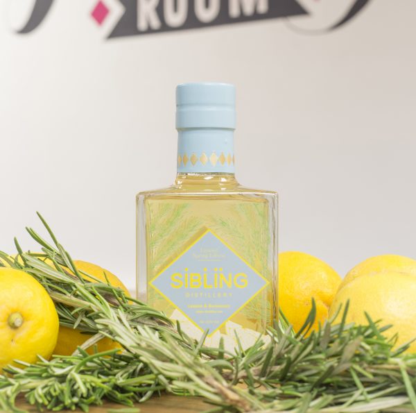 SiblingGin's tweet photo. It may still be rather chilly outside, but Spring is officially here!🌼If you haven’t already got your hands on a bottle of our Spring Edition, there is no better time than now! Cheers to warmer days and lighter evenings 🍸#firstdayofspring #siblinggin 

https://t.co/L5cumfbchA https://t.co/Qcf9YOHVLE