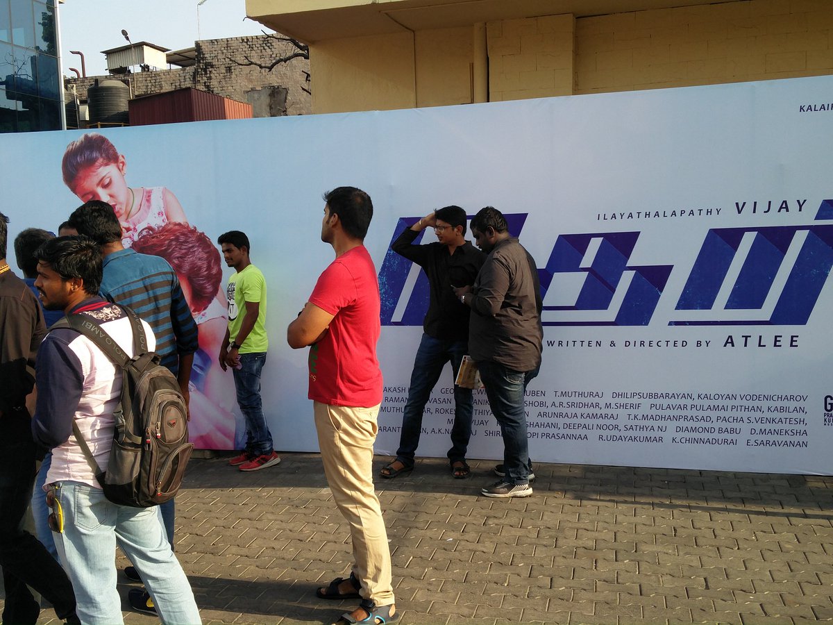 Vijay_Rules_Da's tweet photo. #March20,  -> #TheriAudio Launch + #TheriTrailer Day !
#2yearsofTheriaudio #2YearsofTheriTrailer #2YearsOfTheriAudioLaunch #BlockbusterTheriAudio #GV50 https://t.co/5vbn8pbStb