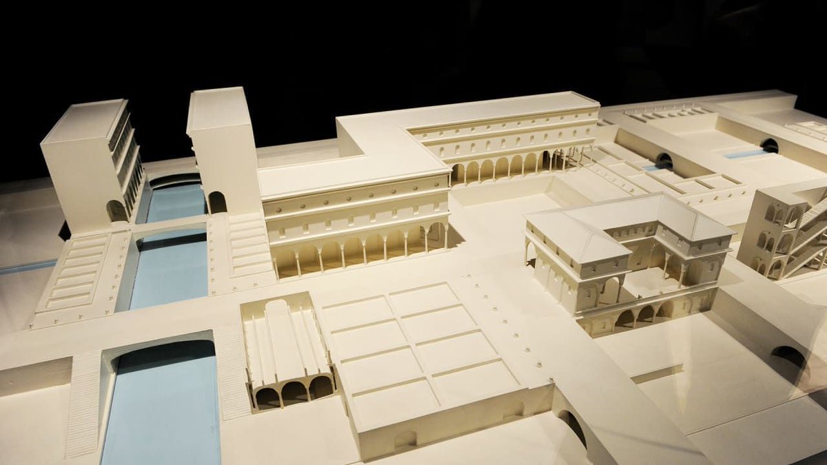 FastCompany's tweet photo. The bubonic plague inspired da Vinci to design a city—we should steal his ideas https://t.co/48u0UT0rGl https://t.co/dOLVnTlHl0