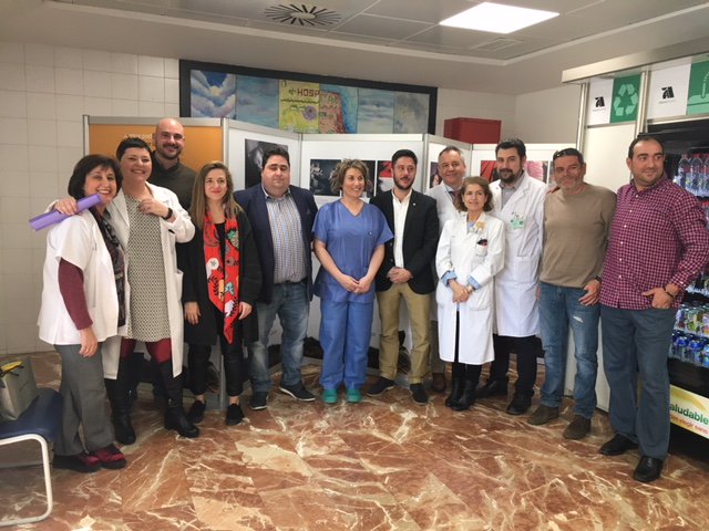 fedhemo's tweet photo. Aquí os dejamos unas imágenes de la exposición #HiPhoto que está teniendo lugar en el @HRegionalMalaga. Os animamos a visitarla 😊 📸#hemofilia https://t.co/rtVE4n6nkA