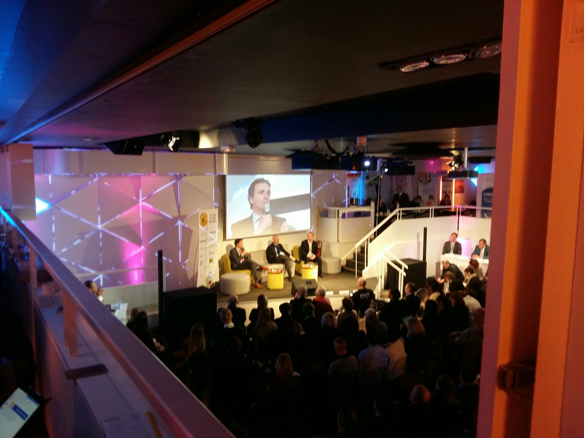 MatthieuHum's tweet photo. @ValdeliaPro au Forum des #AchatsResponsables pr présenter son partenariat ac @Steelcase 

Trouvez du mobilier Steelcase en occasion s/ @OuiLab ! 97% de nos produits sont issus de l'#economiecirculaire 
#forumHA 

@Le_Moniteur @LesEchos passez nous voir, on a des scoops pr vous ! https://t.co/wyqOVVwJDP