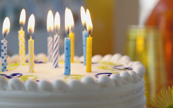 fmzensitive's tweet photo. Hoy en #Magazen festejamos el cumple de @damianserviddio hasta el mediodía :D :) https://t.co/BvgnYjVeQV