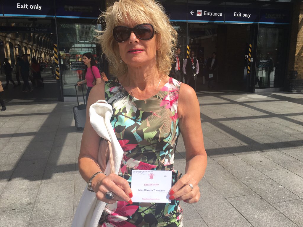 RhondaT40's tweet photo. #peopleinfarming #FMDP17 visit to Clarence House last summer, fantastic support for #education # personal development from @countrysidefund https://t.co/k84uPWV8gQ