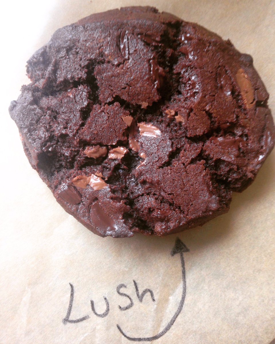 BlockleyCafe's tweet photo. Dylan has been baking & one of these is sure to make you happy on #InternationalDayofHappiness2018 here @BlockleyCafe! 😀😊😛👌☕️️
#blockleycafe #blockley #Gloucestershire #cotswolds #gloshour #cookies #foodporn https://t.co/p6rhRnLhBc
