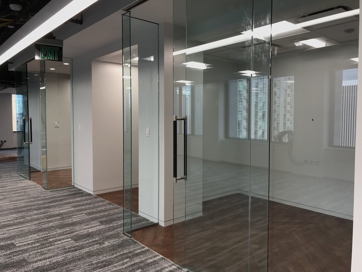 PotomacSurfaces's tweet photo. #Floorleveling for @DAVISbuilds in @RosslynVA https://t.co/Lqys10dlT0