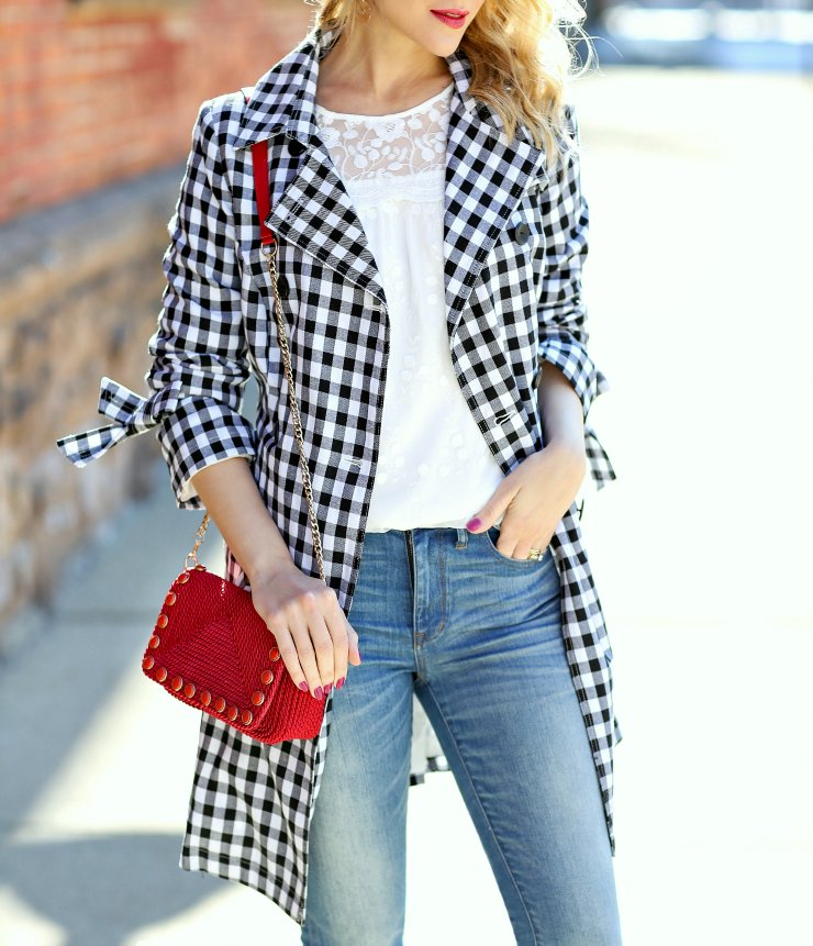 PPFGirl's tweet photo. A chic spring look from @bonton - find out how I scored these pieces for less in today's post with @goodwillintl - https://t.co/GrKZP8H5Gpย #ad #GoodwillSale #BonTon https://t.co/C6XcGqznL8