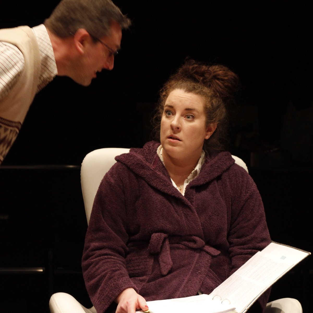 swantheatre's tweet photo. Break a leg to our friends at Certain Age productions presenting ‘Life x 3’ by Yasmina Reza. Book now https://t.co/O6dKuQ8RJI #yasminareza #theatre #comedyanightout #datenight #bedford #entertainment #lifex3 #theplacetheatrebedford photos by @dd_opco https://t.co/lUiOB1sUHi