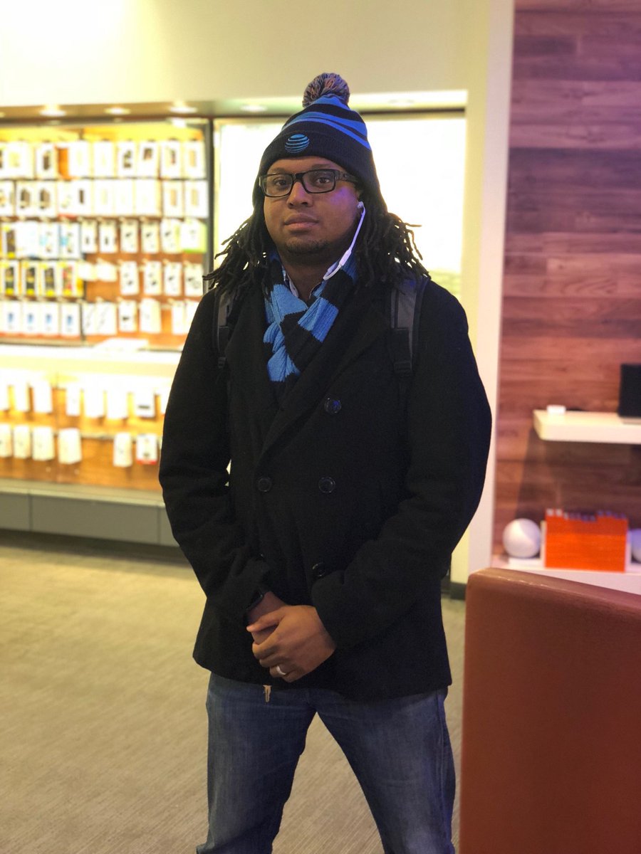gauxlego's tweet photo. HAPPY BIRTHDAY E!!! I hope you have the most amazing day my guy! 🎉🎉🎉#lifeatatt #NWVibes https://t.co/g3tiK80joS