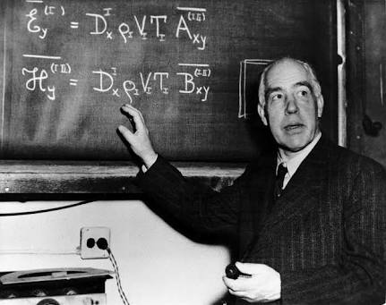 SpaceTech____'s tweet photo. Those who are not shocked when they first come across quantum theory cannot possibly have understood it.
-Niels Bohr
#QouteOfTheDay 🌟 https://t.co/iVOjwIsb0E