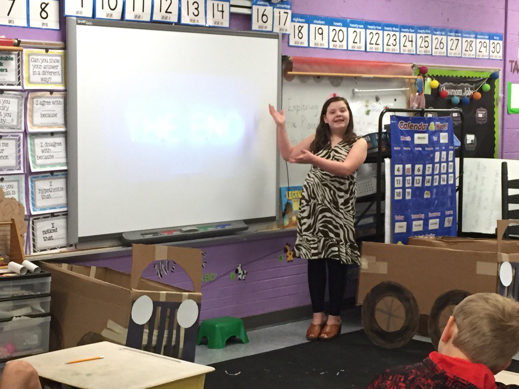 KimFowlerFox's tweet image. 5th grade students present their Career power points to Ms. Love's 2nd graders.  Great job!!