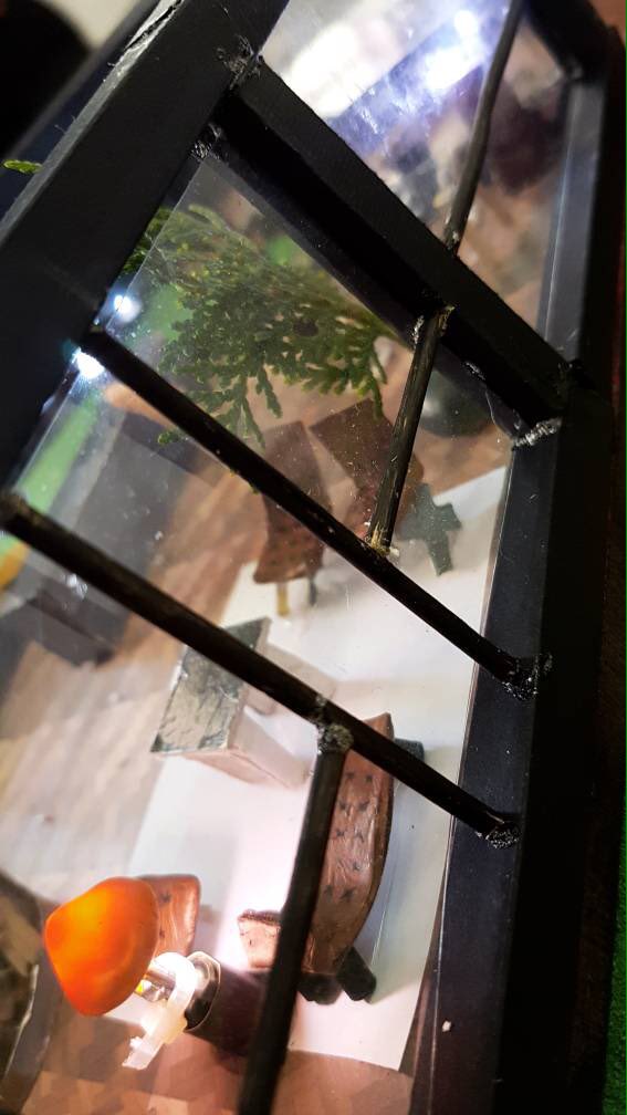huda_n_hy's tweet photo. my group "group3" it was amazing working with you the first architectal model even though we have different minds❤️ @hedarsk @MANARO95289416  @MohammadMraei  &amp; big thanks for you @chantalof @mahmoudhamdo1 #YPUART #THEGLASSHOUSE #PhilipJohnson #syria #damascus #design https://t.co/4oacCHH6Z8