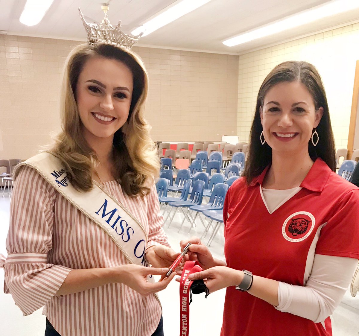 Mrs. Cross tweet media