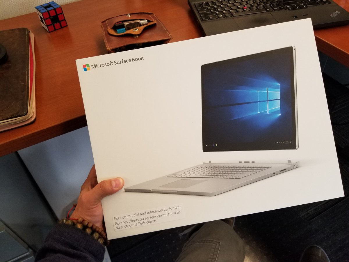 darkriderdesign's tweet image. Eat your heart out Apple... this is 15in. Of Tablet i7  #UXPro awesomeness #surfacebook2 #Microsoft @darkriderdesign