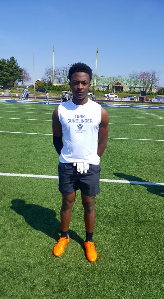 TNGridironScout's tweet photo. Coach @TFootballGeekI Like @JabariMoore04 A Lot... The Kid Has A Big Time Skill Set &amp; GPA...I 👀Why He Has Multiple Offers @Bigwill46798139 @TColston6 @recruitstatus 👀✔️👌🏿💯🔥⛽️
https://t.co/z9GvEdW0wT https://t.co/0XnsPZTsvs