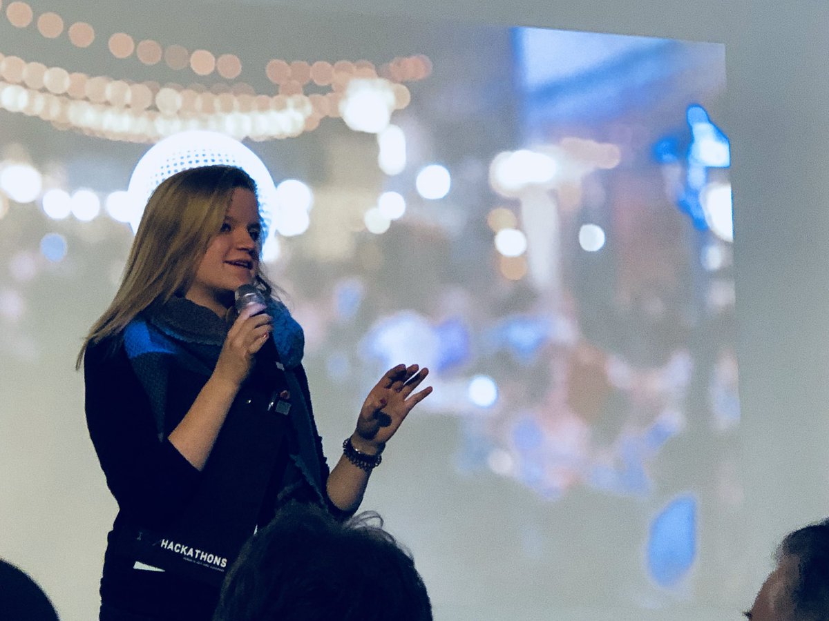 ina behrendt tweet media