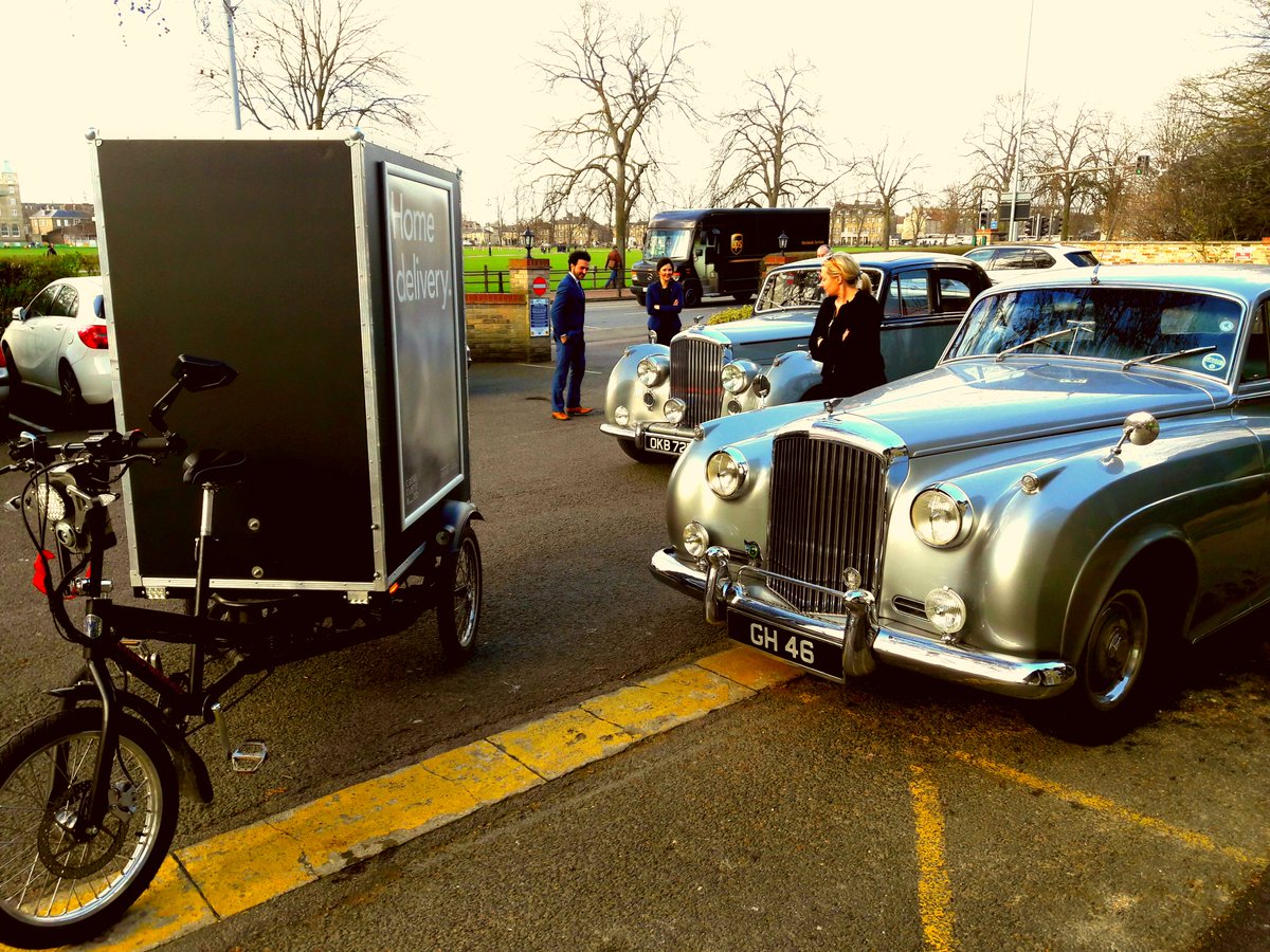 Two classic examples of British innovation and engineering.
The brilliant <a href="/CyclesMaximus/">CyclesMaximus</a> Mk3 and a pair of <a href="/BentleyMotors/">Bentley Motors</a> .
Both great in their own way, although one more shiney than the other!
#cycling 
#classiccars 
#Bentley