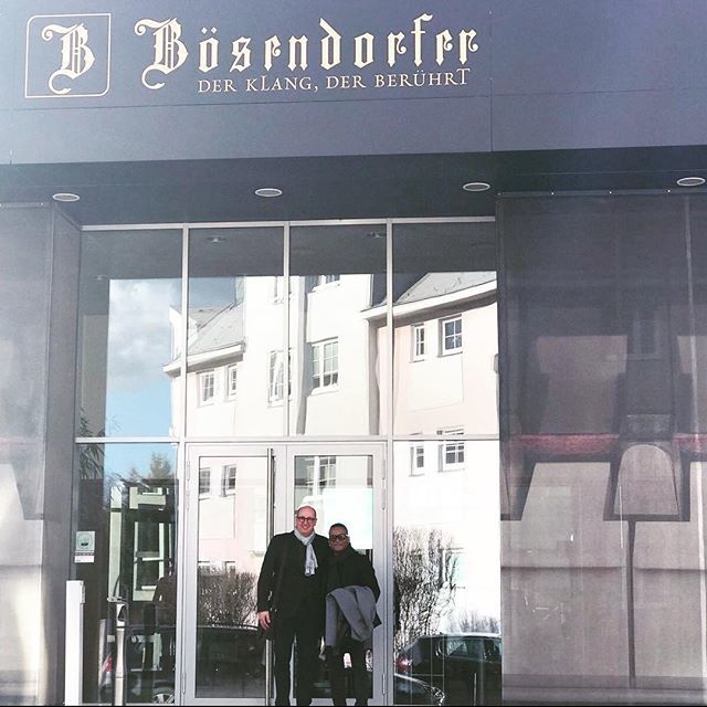 JazzTema's tweet photo. Bösendorfer!❤️😎😎
#GonzaloRubalcaba #Bösendorfer #piano #pianist #pianoplayer#pianos #musician #instapianist #jazz #jazzmusic #music #musicianlife #lifestyle #goodmusic #bosendorfer https://t.co/damWzI5GcS