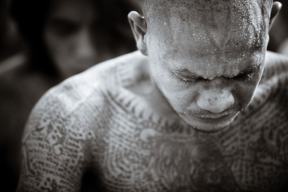 Wai Khru Tattoo Festival:  reportage.co.uk/portfolio-item…