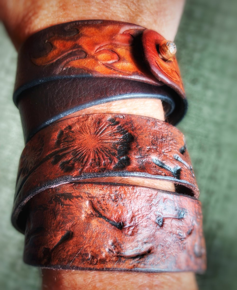 RiffHaven's tweet photo. Thank you @FireFusionBoise for hearing my vision and creating it in leather! #firefusionstudio #djdandelion69 #aafgf #oneoftwo #dandelion #dandelionwishes #dandelionfire https://t.co/SqOP5iun4N