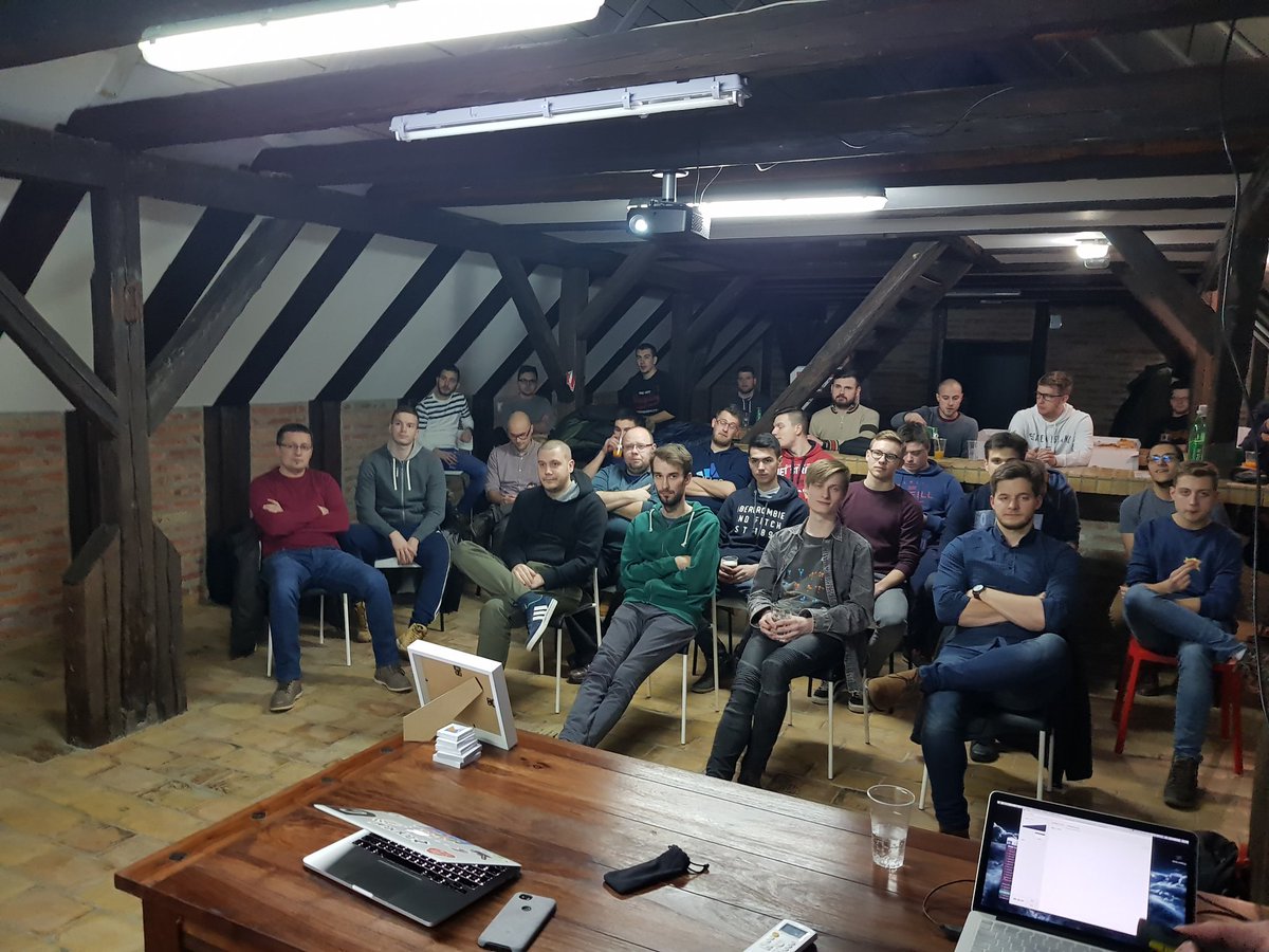 Puna kuća na 13. #AndroidTalsku. Predavači su @filbabic Robert Vargić. #CodeCAMPos