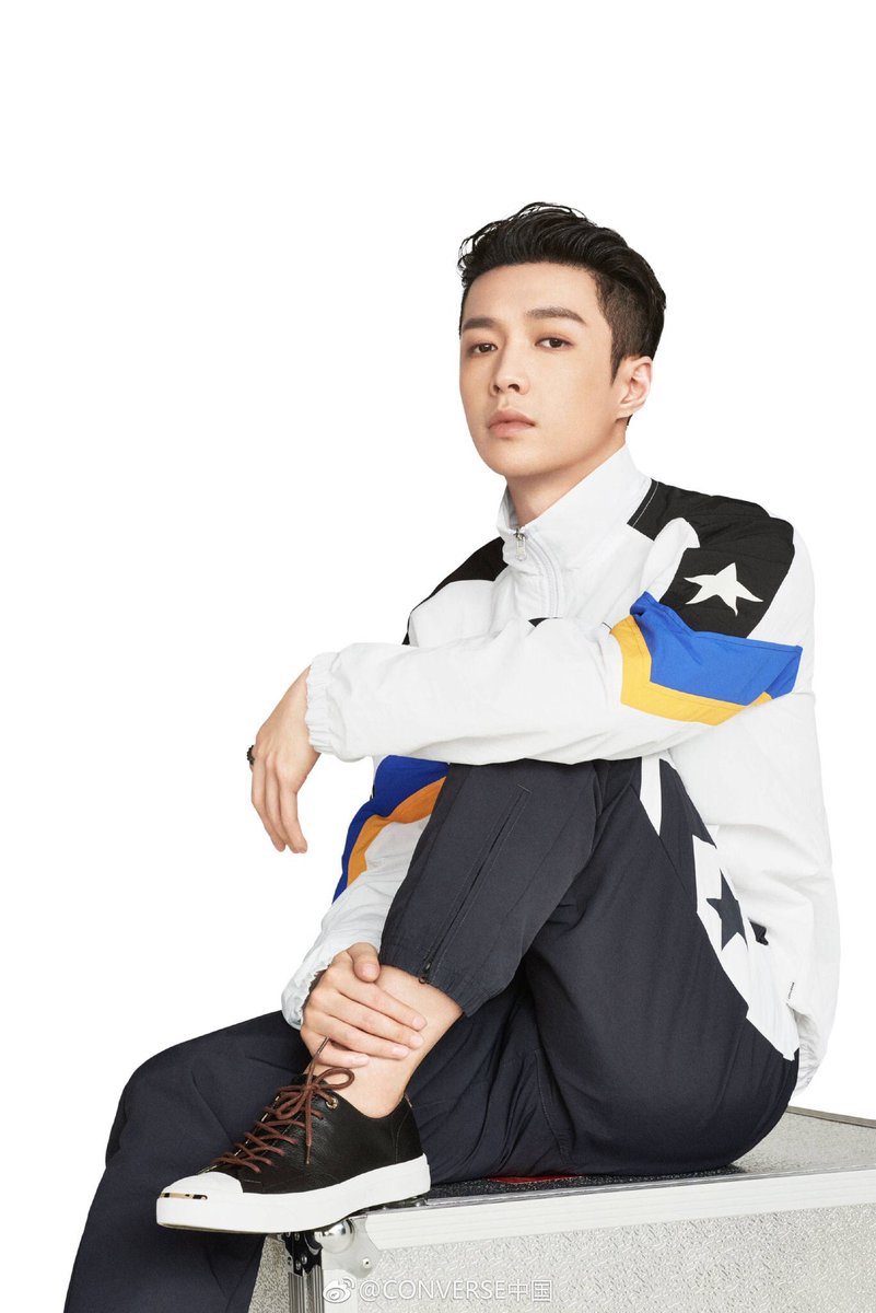 VHongNam10's tweet photo. [OFFICIAL] 180320 Converse Weibo Update - EXO Lay
https://t.co/hvNUWoGsFx

#EXO #엑소 @weareoneEXO by #EXOGlobal via @c0nvey https://t.co/evw2Ed2LWM