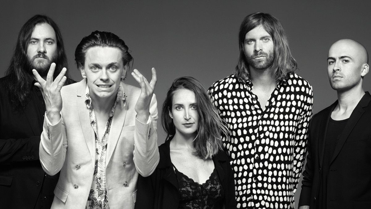 Exciting news: #CBCMusicFest returns for its sixth year on May 26th! The largest, all-Canadian music festival will include headliners <a href="/julytalk/">July Talk</a>, <a href="/atribecalledred/">The Halluci Nation</a>, @cdaydreamz and <a href="/ruralalberta/">The RAA</a>. 🇨🇦Get pre-sale tickets➡️ bit.ly/2FXPYcz