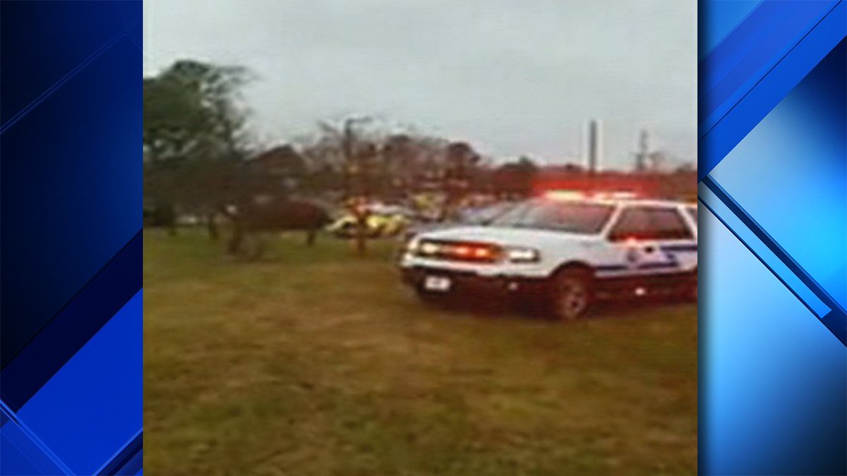 #BREAKING Officials report a shooting at a Maryland high school, bit.ly/2FNQn5t?utm_so… https://t.co/Qcvnc2efbq