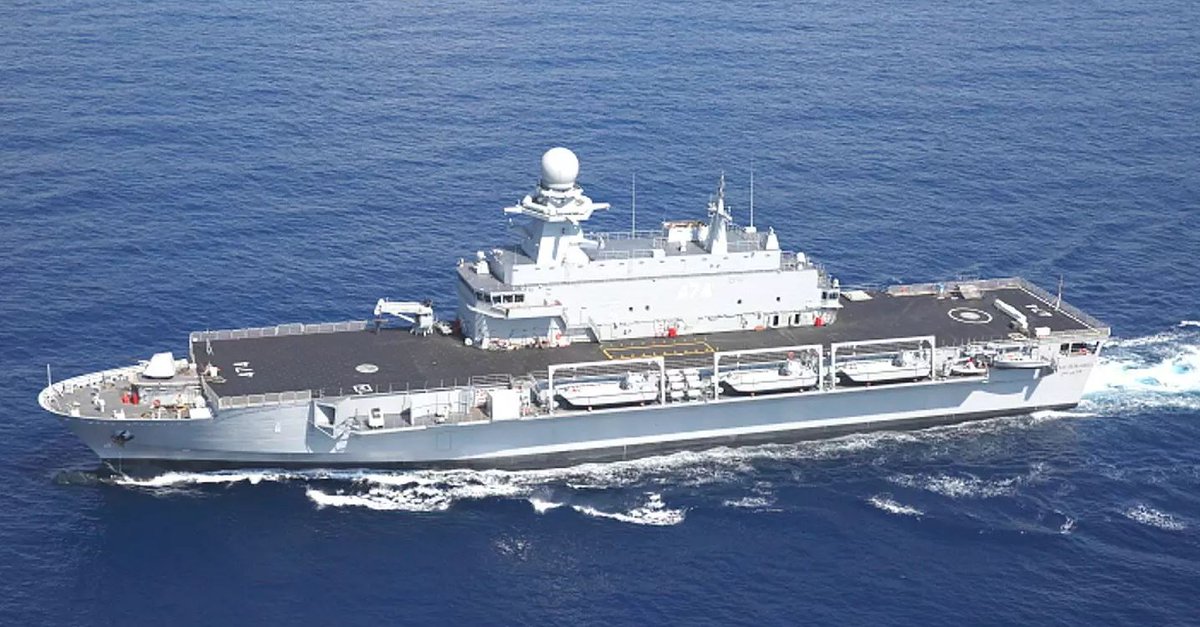 NavalNews's tweet photo. #Qatar Is Getting This Unique Amphibious 'Mother Ship' and Radar Picket Vessel Mash Up
The Warzone, March 19, 2018
https://t.co/oMLocvtcbT
#QatariNavy https://t.co/Bd0PZK9Gkr