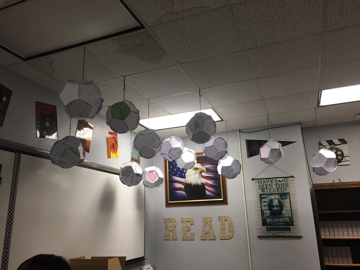 DanceKandie's tweet photo. Film and Literature created Bloom Balls for their assessment over "If I Stay". #WeR210 #HugotonSchools https://t.co/1Z0zgDC4qg