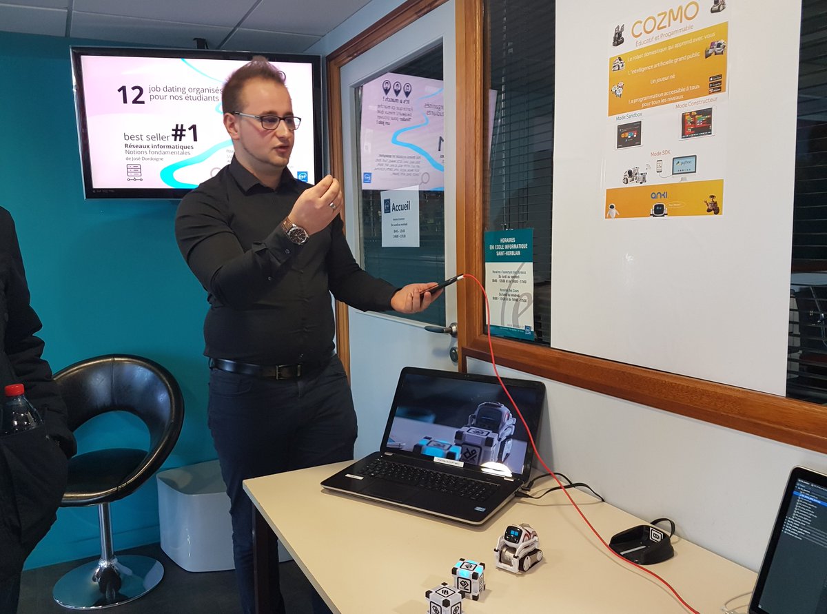 ENIEcoleInforma's tweet photo. #Nantes 🚀 Veille techno #MS2I : présentation des projets et remise des prix par
@cyrilthibaud ce midi 🙂
Bravo à tous et particulièrement à Philippe Goruchon et Teddy Maussion ! 🎉
#cardioskin #AssistantsConnectés #ContactlessPayement #Supraconducteur #Cozmo https://t.co/WNE2pFM7F3