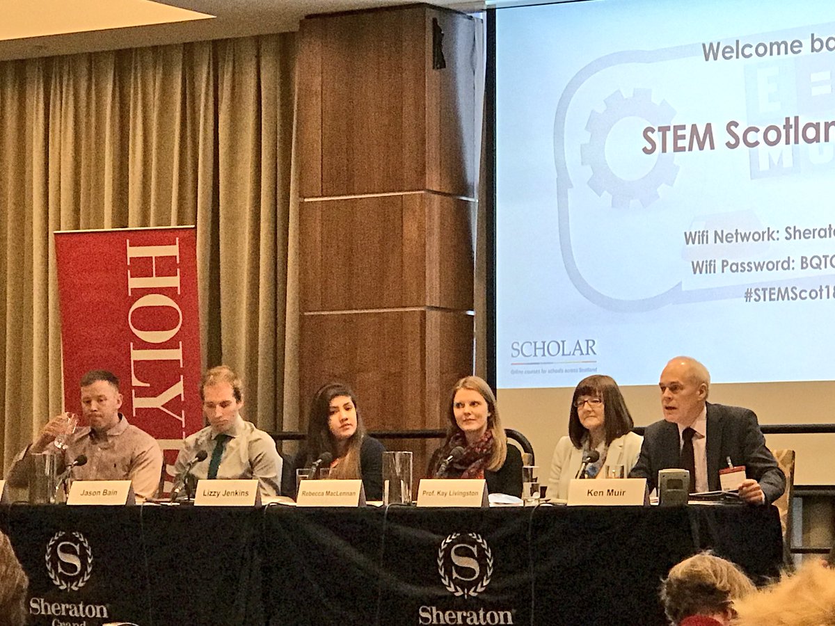STEMglasgow's tweet photo. An afternoon panel discussion on how to to support teachers and educators in #STEM π©πΌβπ§π¨π½βπ»π©π½βπ¬π¨π»βπ«π¬βοΈπ #STEMscot18 #STEMglasgow https://t.co/C1UdNwbuXb