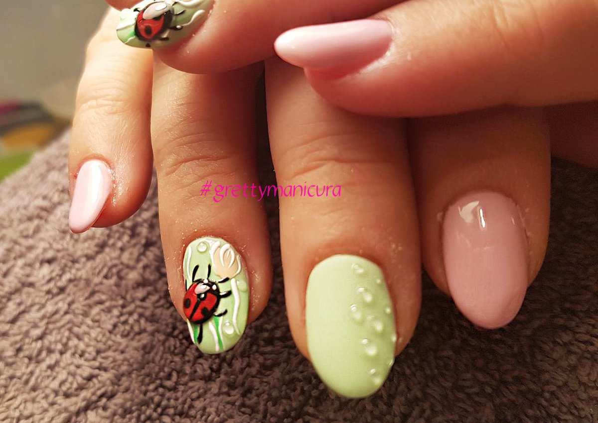 GRETTY_MANICURA's tweet photo. 🌷🐞 Aunque el día nos ha salido fresquito ... hoy le damos la BIENVENIDA a la PRIMAVERA! 🐞🌷
#nailart #greennails #uñasverdes #uñasrosa #pinknails #uñasconmariquita #ladybugnails #ladybugnailart #manicuradeprimavera #springnailart #nailstoinspire #ideasdeuñas #grettymanicura https://t.co/BZ0zXPQw1z