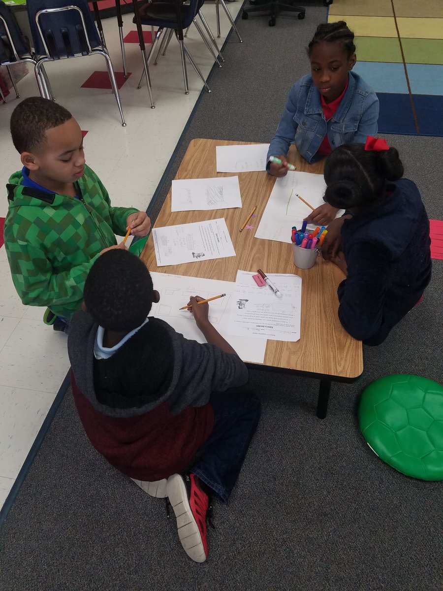 brookebarrett07's tweet photo. Planning and creating  the blueprints of a garden. It had to be 36 square meters with a perimeter of up to 35 meters. @MzDenne @McWhorterES @CFBISD #mcwpln https://t.co/IWhFLWMDDp