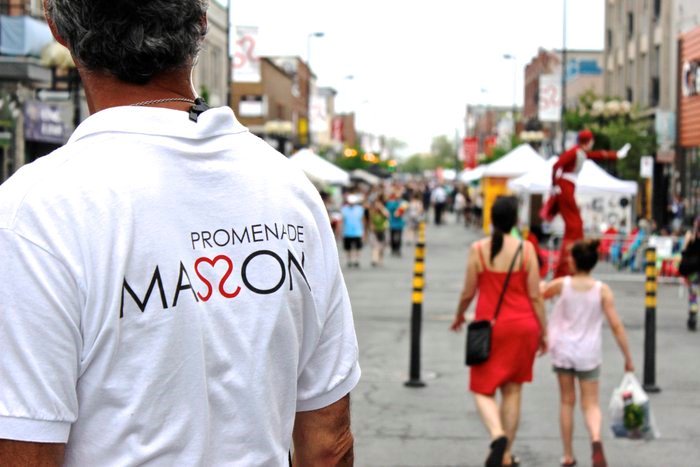 📢Appel à tous📢
Vous êtes artisans-es et vous aimeriez faire découvrir et/ou vendre vos produits lors de la foire commerciale qui se tiendra du 24 au 27 mai prochain? Cliquez-ici: ow.ly/vvoL30j2gIe
#promenademasson #ruemasson #rosemontpetitepatrie