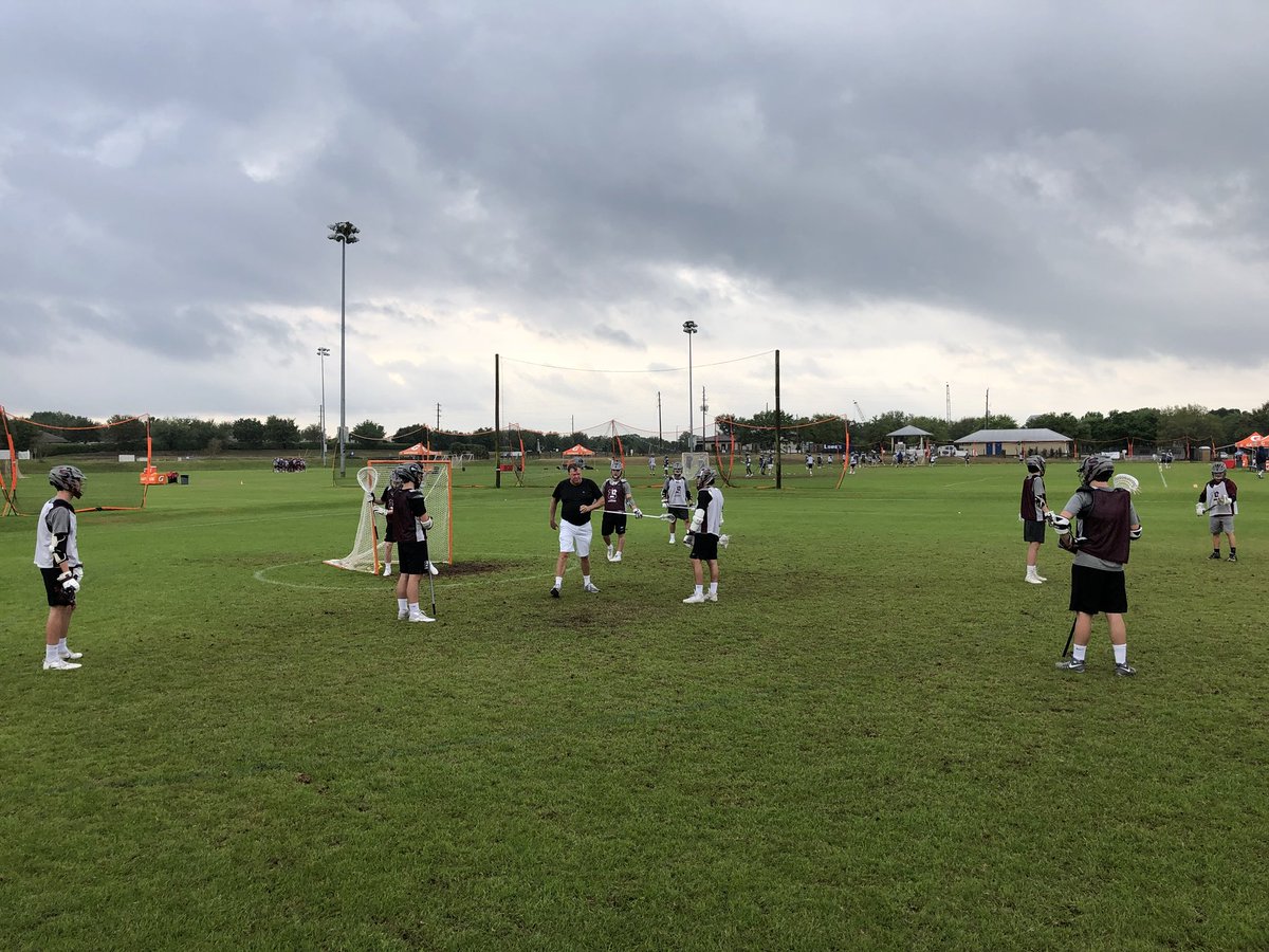 burylax's tweet image. #eyt @SarumKnight @hoganlaxcom @CoachCottle #droppingknowledge this morning thanks Coach! Scrimmages later today