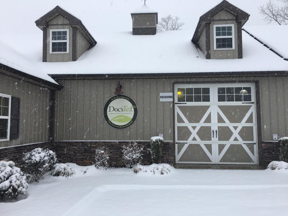 DocsTea's tweet photo. This is what the 1st day of Spring looks like at our facility! What does it look like out your window?? #snow #firstdayofspring #microbrewed #handcrafted https://t.co/PfYcwiDFpC