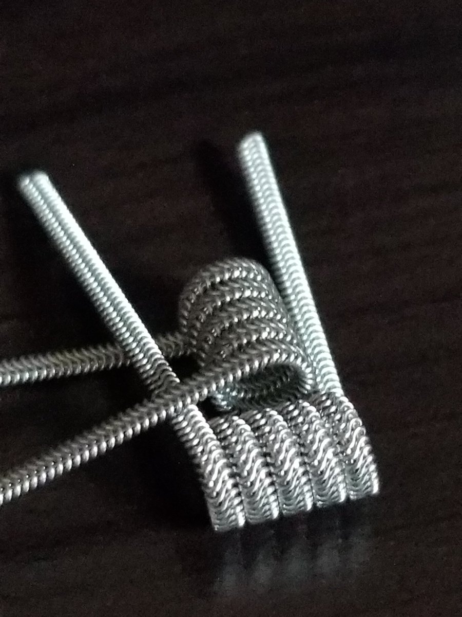 XBot448's tweet photo. These are my favorite #PreBuiltCoils that I've tried so far! #AlienV2, flavor and vapor https://t.co/A8g39it5zU