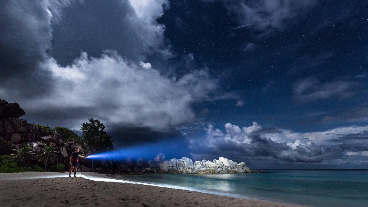 Altera_Mag's tweet photo. In search of greatness in the Seychelles.
.
📷 x #heraldtauderer
Launching End of March
.
#alteramagazine #magazine #mag #alteramag #business #travel #luxury #technology #entrepeneur #photography #monday #mondaywisdom https://t.co/DSnwVV74wy