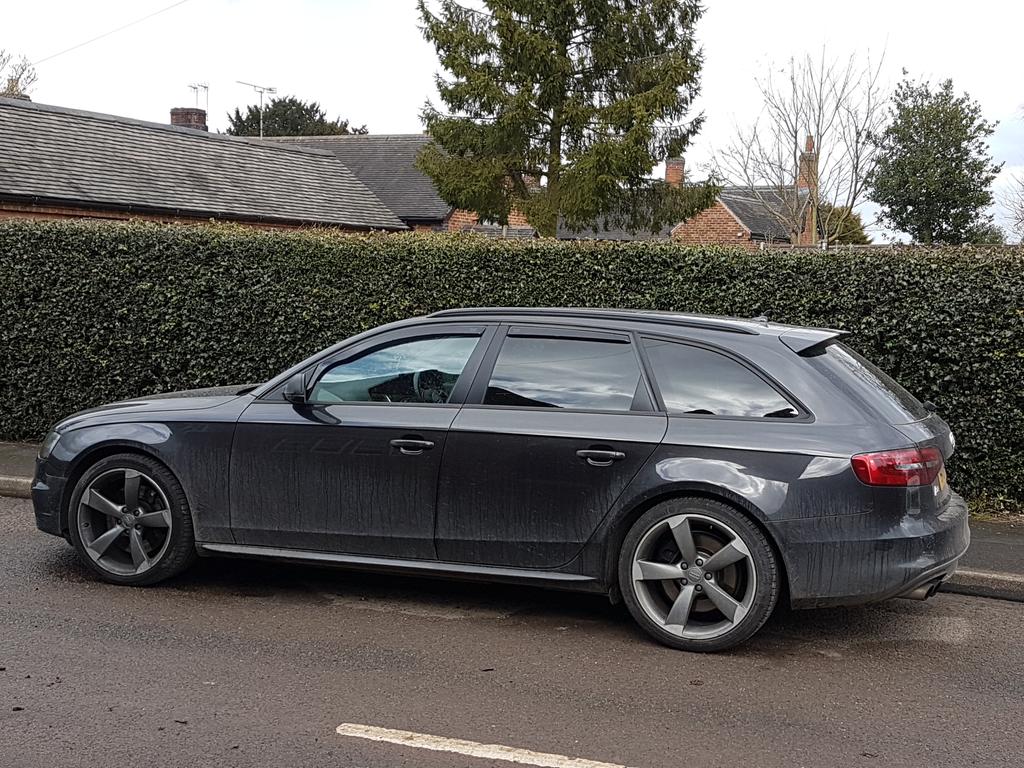NhallMwaySNT's tweet image. Stolen vehicle recovered today in Lullington thanks to information from the local community  #CommunityIntelligence #DerbyshireConstabulary #autocrime