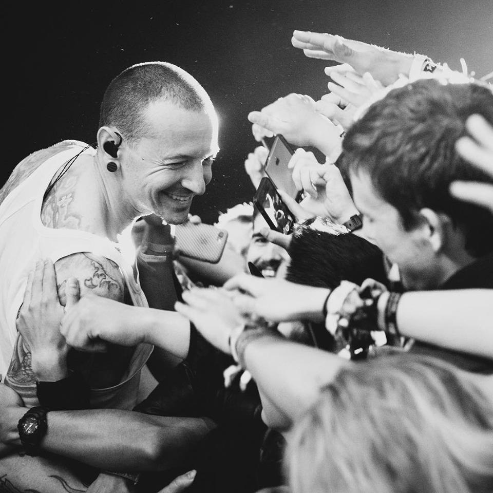 Linkin Park's Chester Bennington would've been 42 today... #LinkinPark