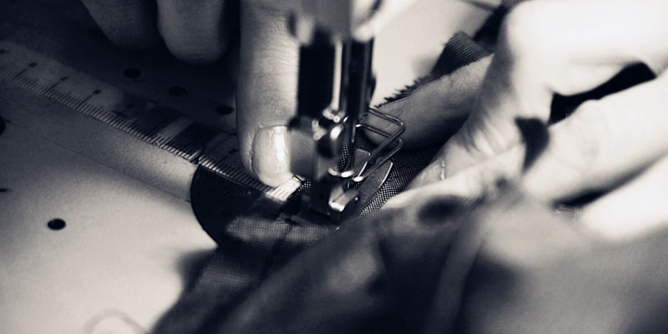 Confindustria's tweet photo. Domani #ilpostinfabbrica ospita #Pattern, azienda leader mondiale nella progettazione e produzione di capi da sfilata per marchi internazionali del settore #luxury.

📻La diretta su @rtl1025 dalle 7.45 https://t.co/Q03oPy8acE